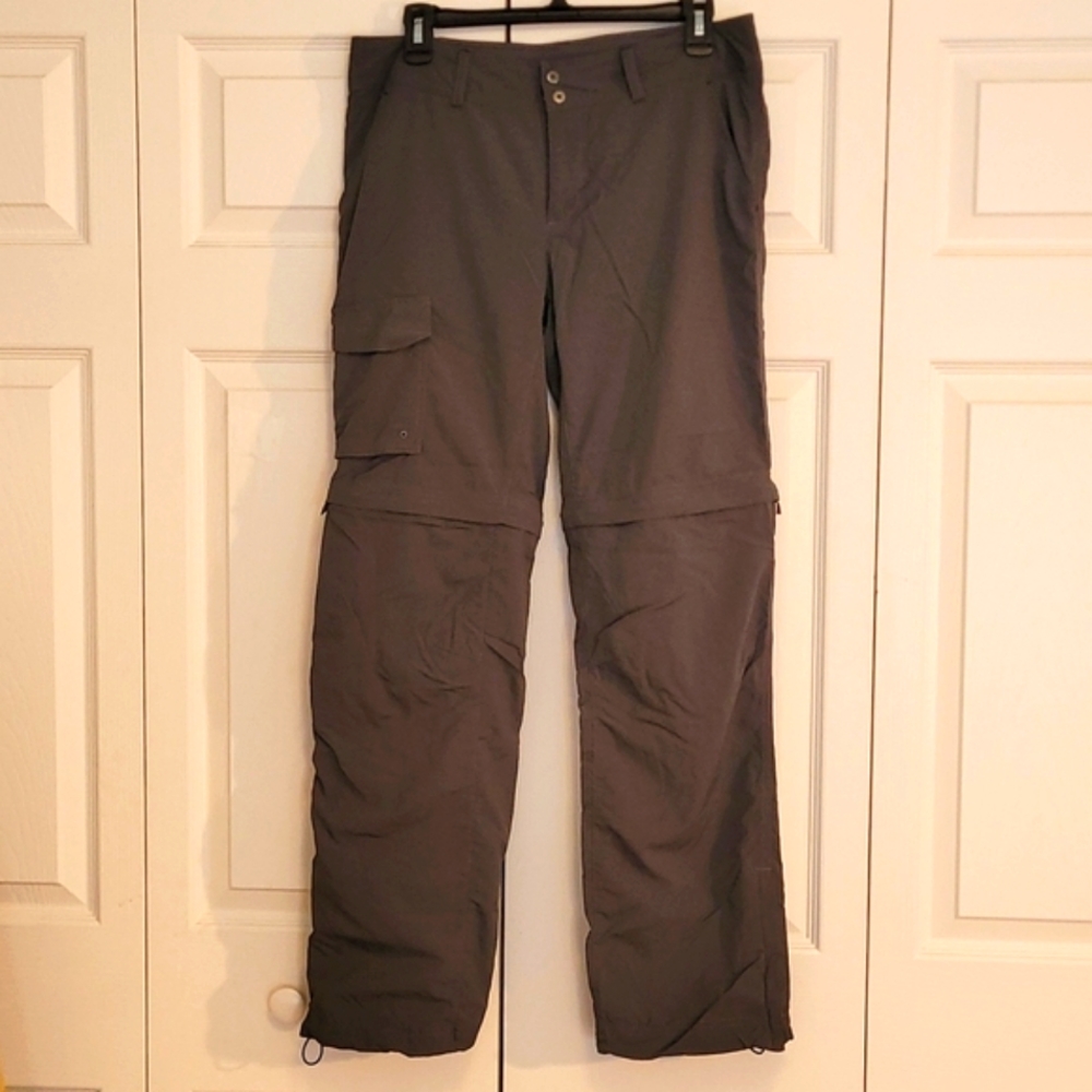 Columbia Zip Convertible Omni-Shade Cargo pants to shorts, Sz. 8